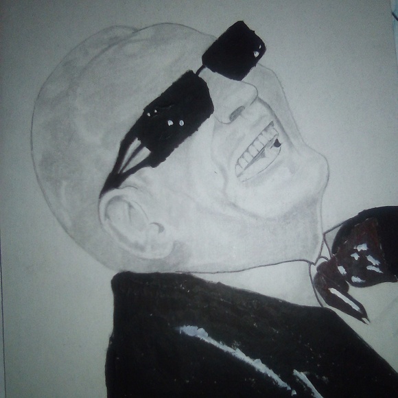 Byron Hall realistic portraits - Picture 3 of 8